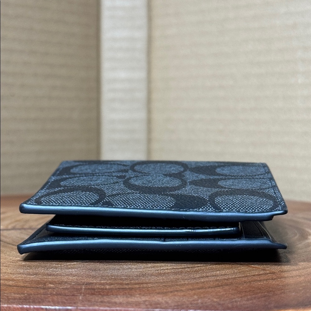 NWOT MEN’S COACH SIGNATURE 3 IN 1 WALLET - Picture 5 of 16